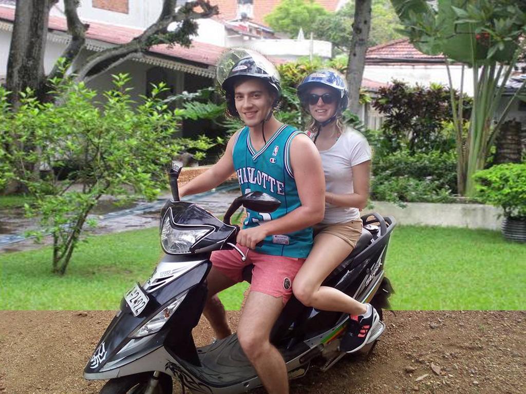 Smart Holiday Inn Galle Bagian luar foto